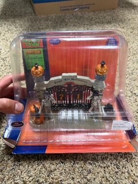 Signature Orange & Black Spooky Gate Halloween Decor